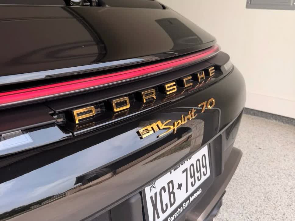 Porsche 911 rear badge detail